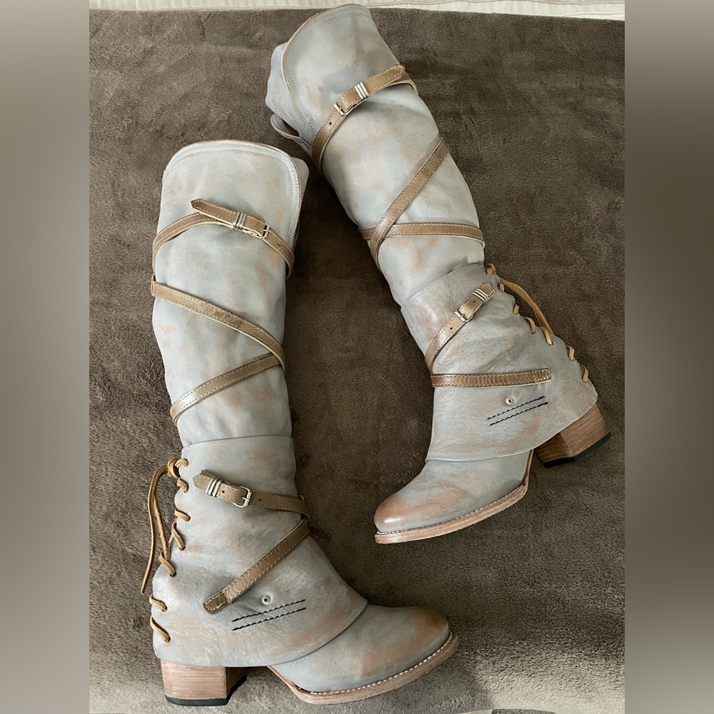 **SOLD** Freebird CASSIUS